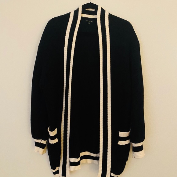 SOOOOLD! ❤️Who What Wear Black and White Cardigan - Picture 4 of 8